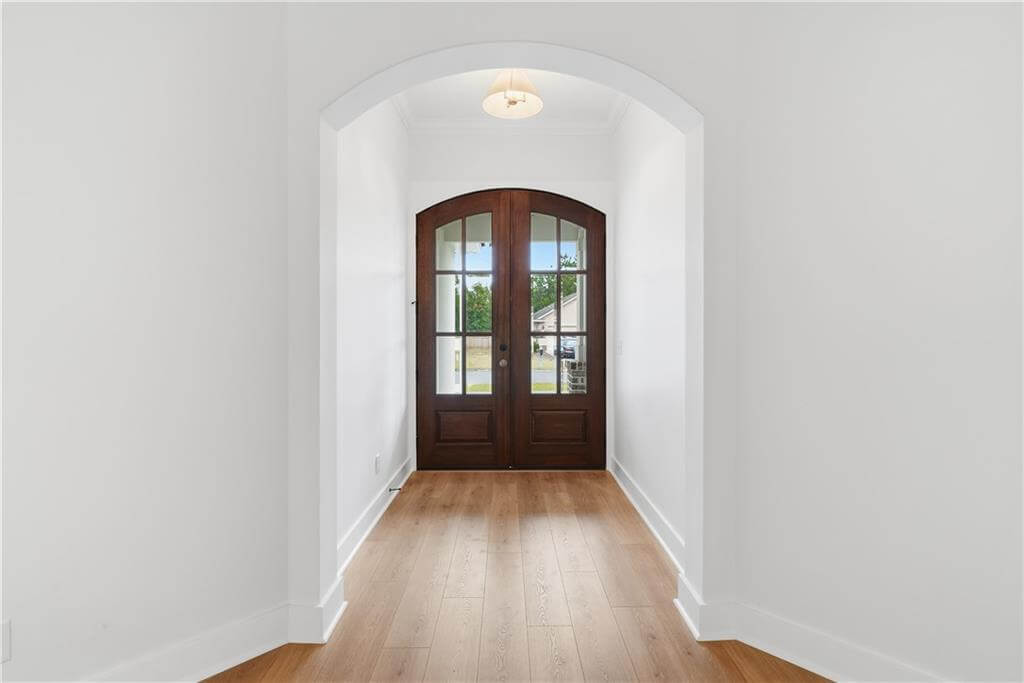217 Sweetwater Entrance