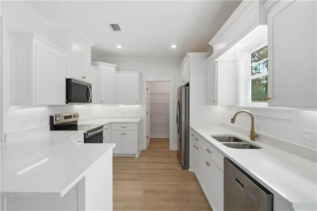 217 Sweetwater Kitchen